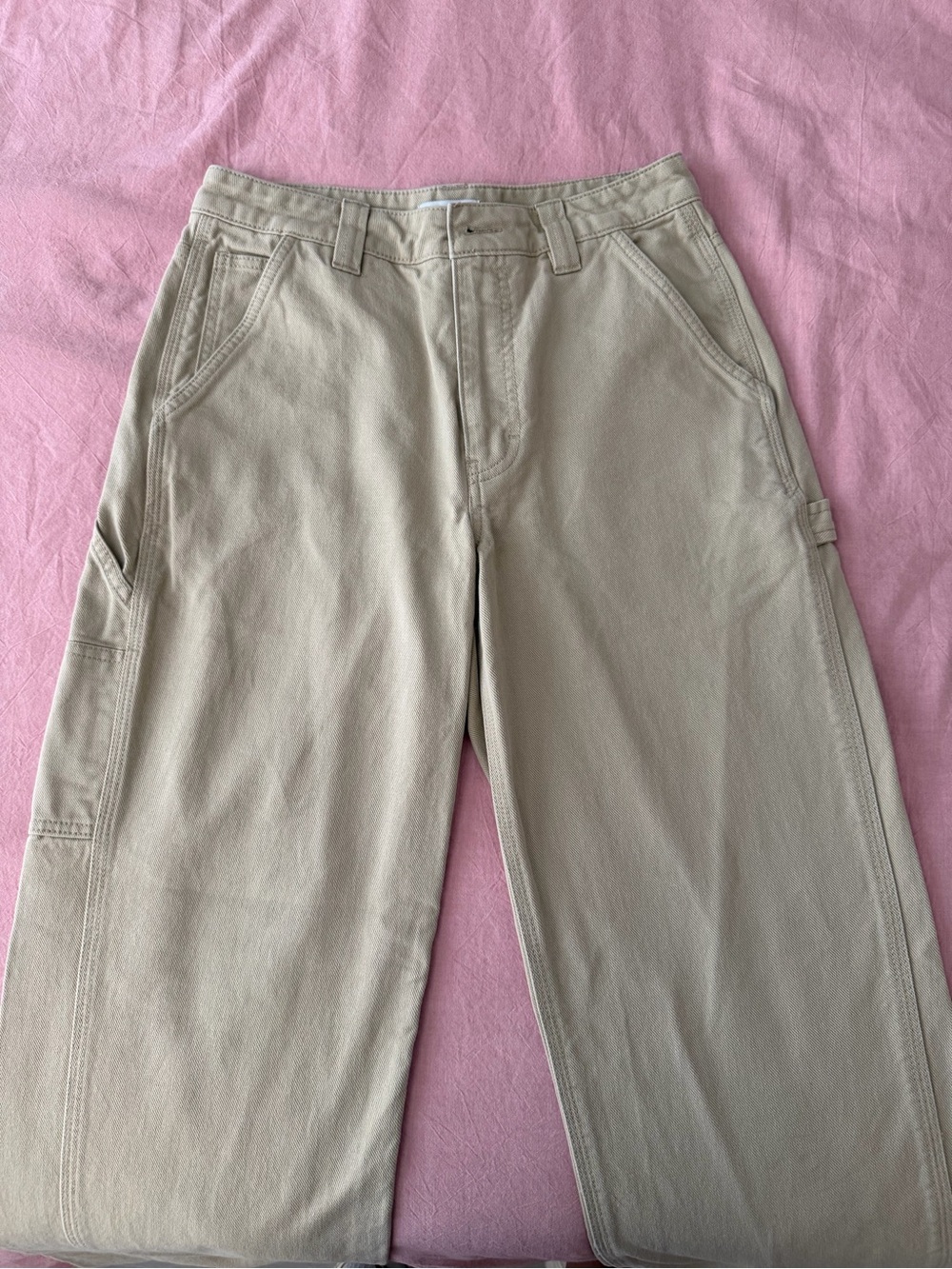 Women’s Aritzia Tna khaki straight leg pant